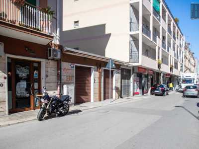 Ci spostiamo ora a Poggiofranco, dove in via S.Lioce dal 2014 si trova The New Barber Shop Mimmo
